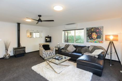 Photo of property in 6a Balmoral Street, Taradale, Napier, 4112