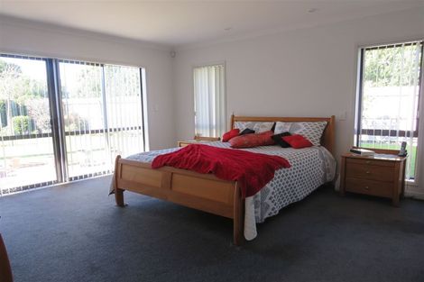 Photo of property in 8 Ngaio Street, Levin, 5510