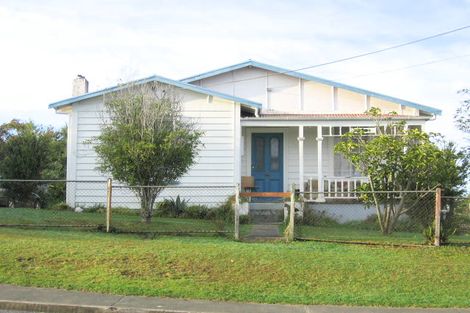 Photo of property in 39 Station Road, Te Kamo, 0112