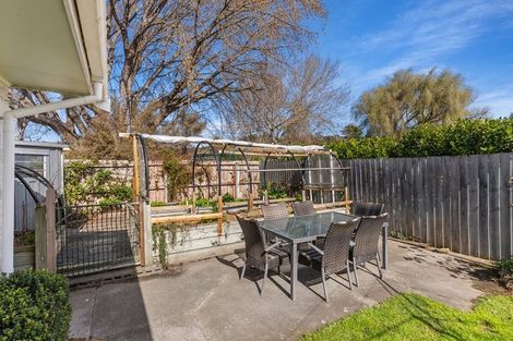 Photo of property in 2/18 Pahau Place, Cracroft, Christchurch, 8025