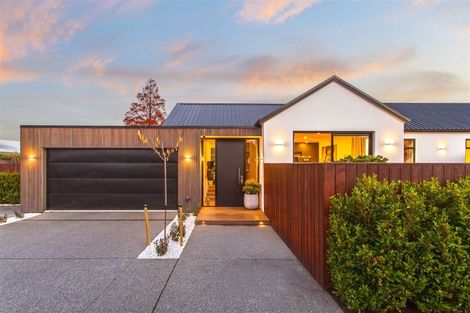 Photo of property in 70 Idris Road, Fendalton, Christchurch, 8052