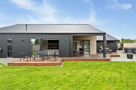 Photo of property in 12 Plum Tree Lane, Solway, Masterton, 5810