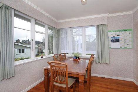 Photo of property in 34 Milne Street, Hunterville, 4730