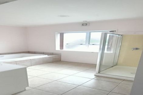 Photo of property in 92 Homebush Road, Khandallah, Wellington, 6035