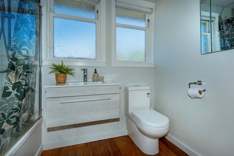 Photo of property in 152 Aorangi Road, Bryndwr, Christchurch, 8053