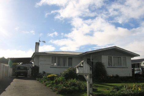 Photo of property in 53 Stephens Crescent, Highbury, Palmerston North, 4412