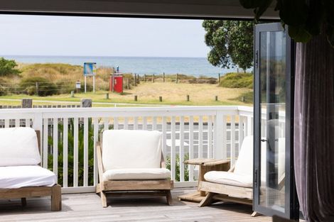 Photo of property in 4 Oceanbeach Road, Mount Maunganui, 3116