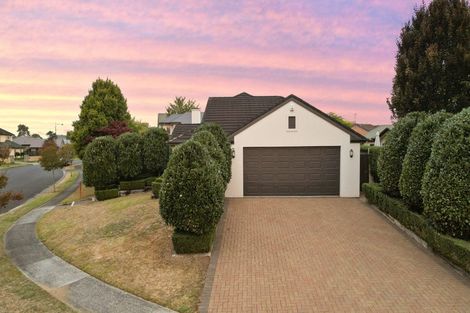 Photo of property in 28 Keswick Crescent, Huntington, Hamilton, 3210