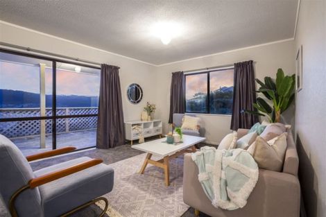 Photo of property in 8 Finn Place, Titahi Bay, Porirua, 5022