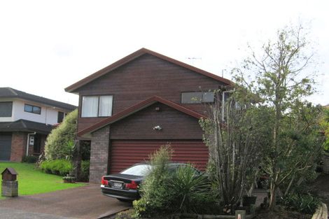 Photo of property in 5 Spears Place, Botany Downs, Auckland, 2010
