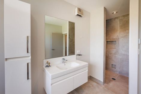 Photo of property in 760 Halcombe Road, Halcombe, Feilding, 4775