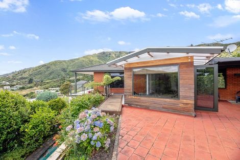 Photo of property in 10 Moana Heights, Waikawa, Picton, 7220
