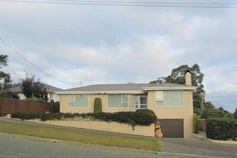 Photo of property in 19 Stuart Street, Holmes Hill, Oamaru, 9401