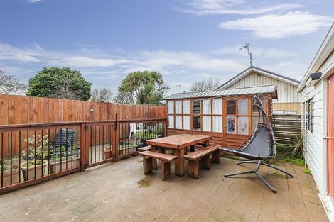 Photo of property in 108 Main Road, Tawa, Wellington, 5028