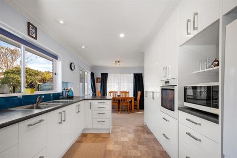 Photo of property in 18 Robertson Street, Glenholme, Rotorua, 3010