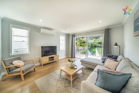 Photo of property in 110 Manuka Street, Stokes Valley, Lower Hutt, 5019