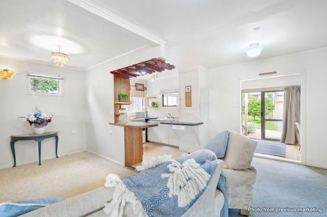 Photo of property in 4 Brian Crescent, Stanmore Bay, Whangaparaoa, 0932