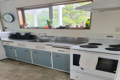 Photo of property in 27 Tramway Road, Beach Haven, Auckland, 0626