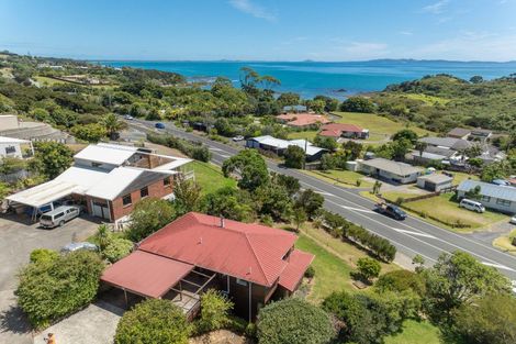 Photo of property in 7 Cable Bay Block Road, Cable Bay, 0420