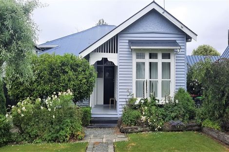 Photo of property in 216 Springfield Road, St Albans, Christchurch, 8014