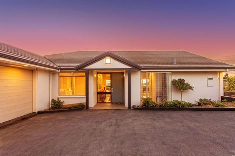 Photo of property in 2 Somerton Rise, Westmorland, Christchurch, 8025