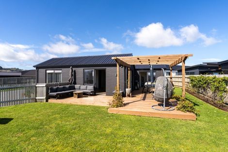 Photo of property in 16 Tunarau Street, Raglan, 3225