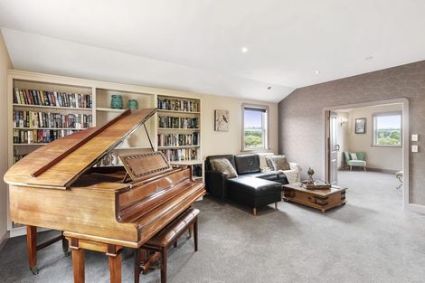 Photo of property in 225 Te Horo Hautere Cross Road, Hautere, Otaki, 5582