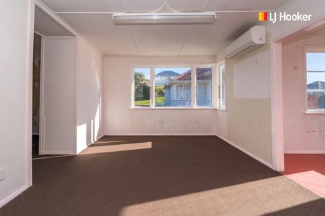 Photo of property in 10 Stenhope Crescent, Corstorphine, Dunedin, 9018