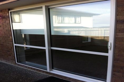 Photo of property in 40 Corricvale Way, Northcross, Auckland, 0630