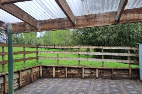 Photo of property in 195 Riverhead Road, Kumeu, 0892