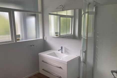 Photo of property in 3 Mamaku Grove, Khandallah, Wellington, 6035