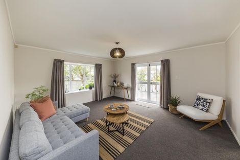 Photo of property in 155 Summerhill Drive, Fitzherbert, Palmerston North, 4410