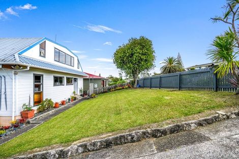 Photo of property in 72 West View Crescent, Onerahi, Whangarei, 0110