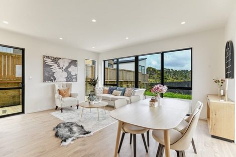 Photo of property in 33 Biokovo Street, Massey, 0614