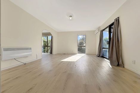 Photo of property in 37 Aronia Way, Goodwood Heights, Auckland, 2105