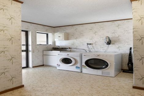 Photo of property in 10 Adela Stewart Drive West, Athenree, Katikati, 3177