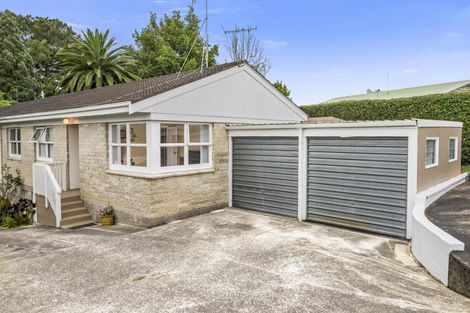 Photo of property in 1/112 Ennis Avenue, Pakuranga Heights, Auckland, 2010