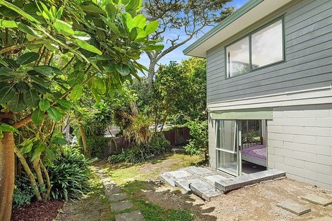 Photo of property in 2/23 Ludlow Terrace, Totara Vale, Auckland, 0627