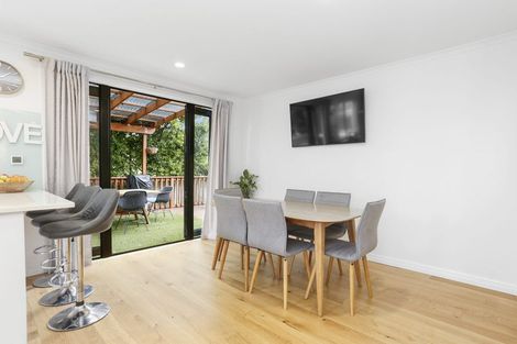 Photo of property in 18 Belle Verde Drive, Sunnynook, Auckland, 0630