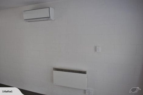 Photo of property in 4/34 Holly Road, St Albans, Christchurch, 8014