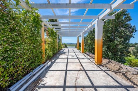 Photo of property in 290 Poraiti Road, Poraiti, Napier, 4182