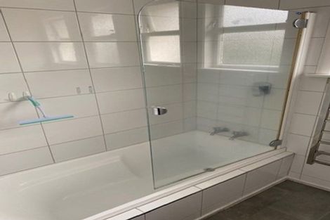 Photo of property in 5 Hillary Street, Tawa, Wellington, 5028