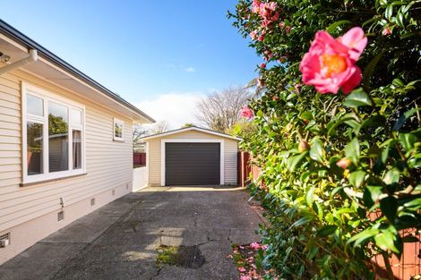 Photo of property in 11 Kent Crescent, Awapuni, Palmerston North, 4412