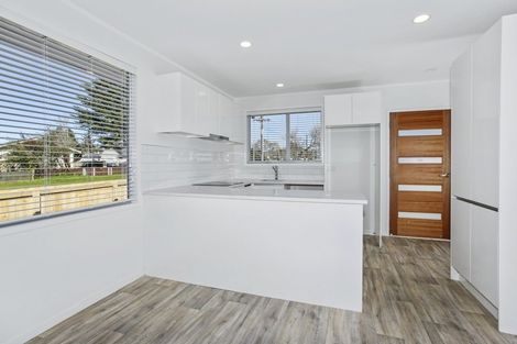 Photo of property in 30a Birdwood Road, Swanson, Auckland, 0612