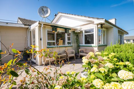 Photo of property in 17 Rugby Street, Waimate, 7924