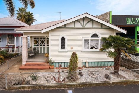 Photo of property in 727 Pollen Street, Thames, 3500