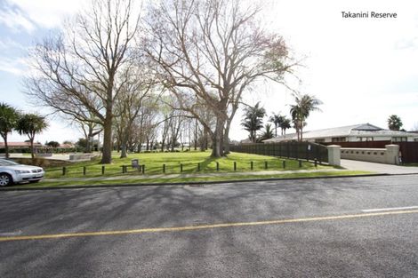 Photo of property in 33 Taka Street, Takanini, 2112