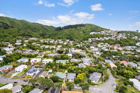Photo of property in 4 Arapiko Street, Johnsonville, Wellington, 6037