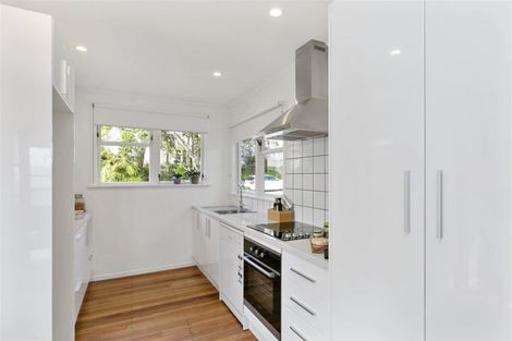 Photo of property in 18 Ahuriri Street, Strathmore Park, Wellington, 6022