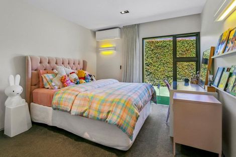 Photo of property in 23-27 Lake View Road, Takapuna, Auckland, 0622